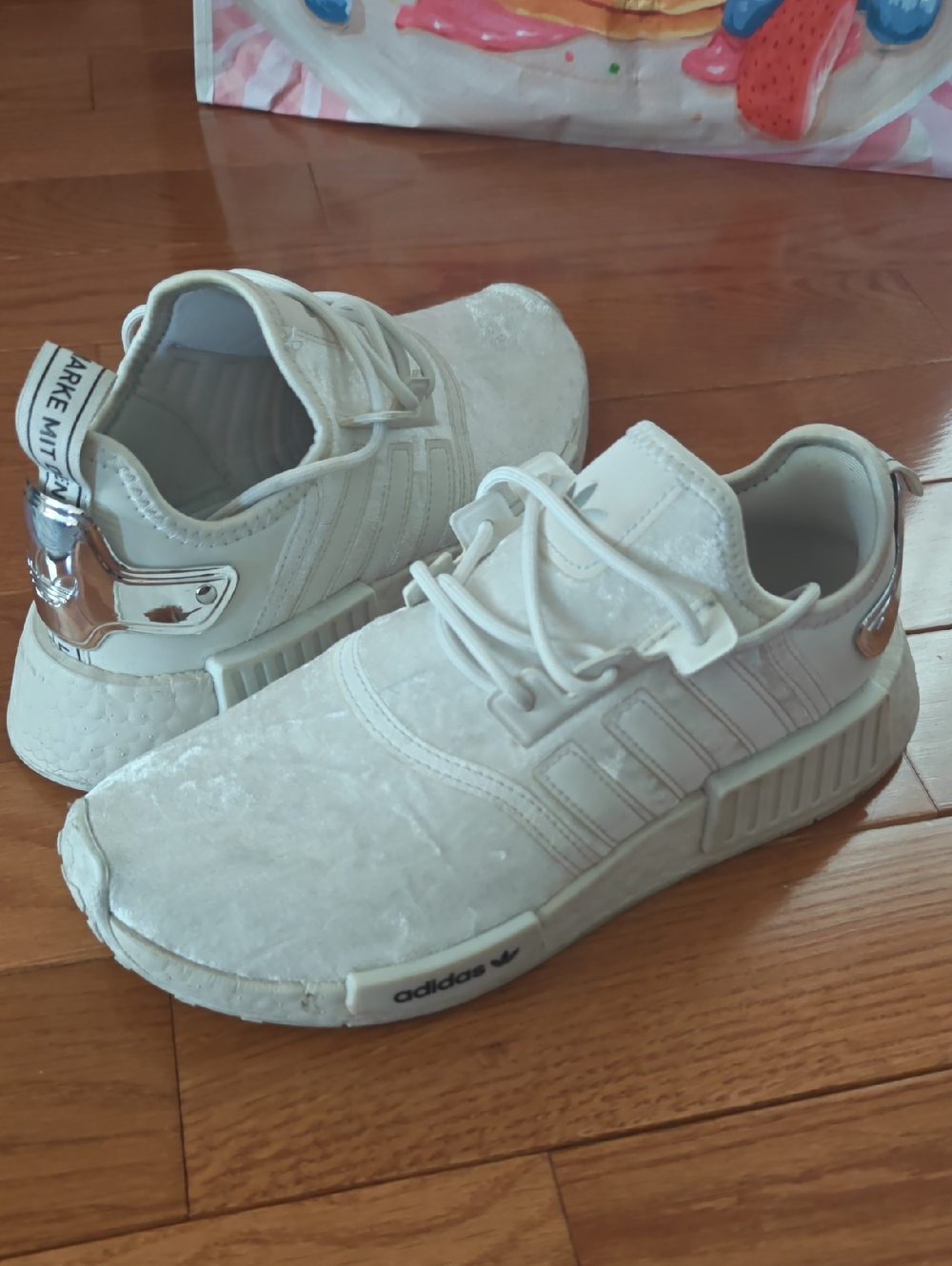 adidas Kids Cream/White Fashion Sneaker with Metallic Heel